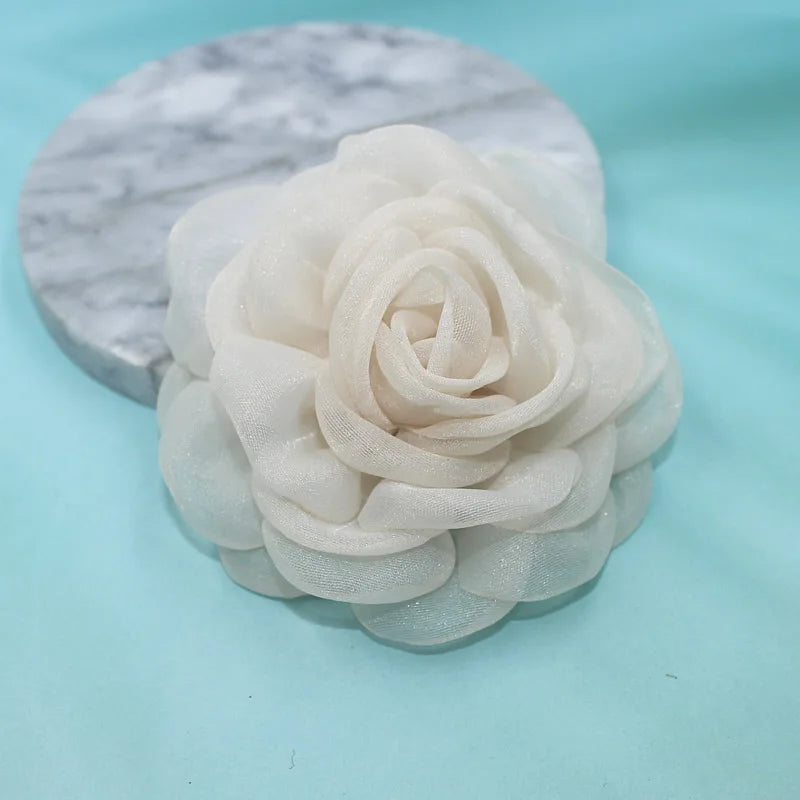 Fashion Fabric Camellia Flower Brooches For Women Clothing Jewelry Party Accessories