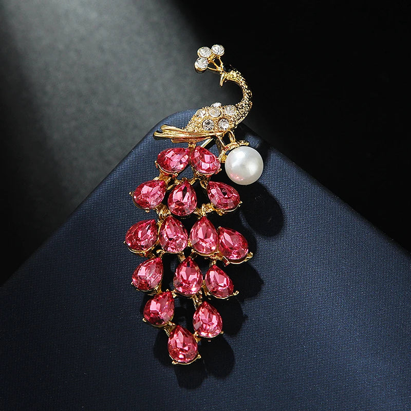 Fashion Crystal Pearl Peacock Brooches For Women Clothing Coat Party Accessories Gifts