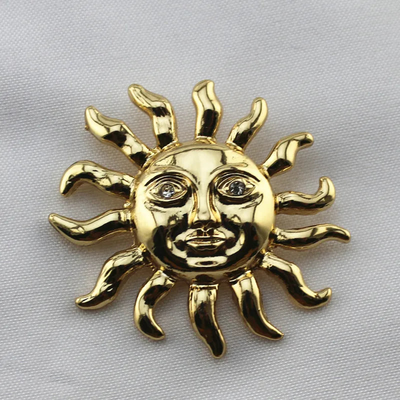 Vintage Sun Moon Star Brooches Alloy Crystal Pins Badge for Women Clothing Accessories