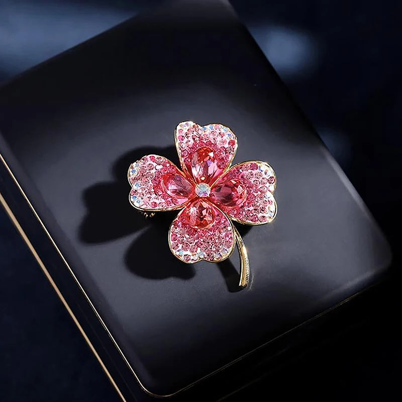 Hot Sale Fashion Rhinestone Clover Brooches Women Clothing Coat Jewelry Party Accessories