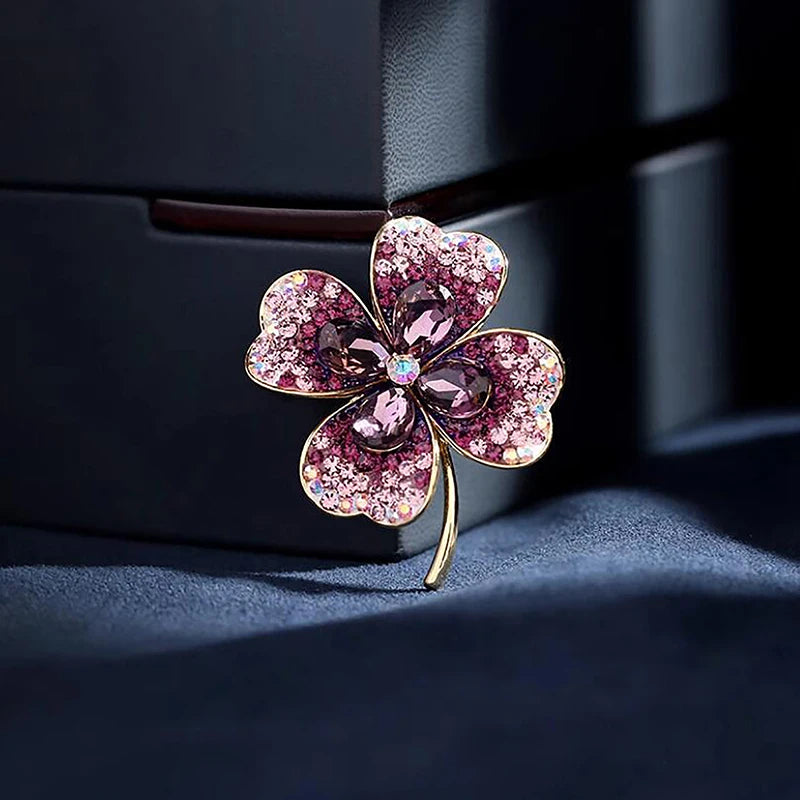 Hot Sale Fashion Rhinestone Clover Brooches Women Clothing Coat Jewelry Party Accessories